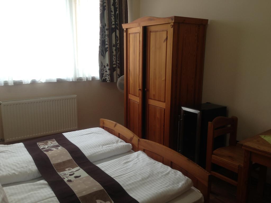 Vasvirag Hotel Celldomolk Room photo