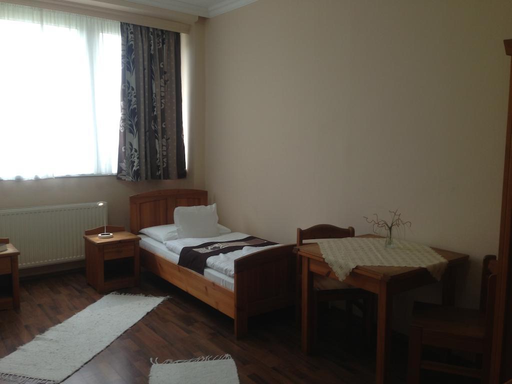 Vasvirag Hotel Celldomolk Room photo